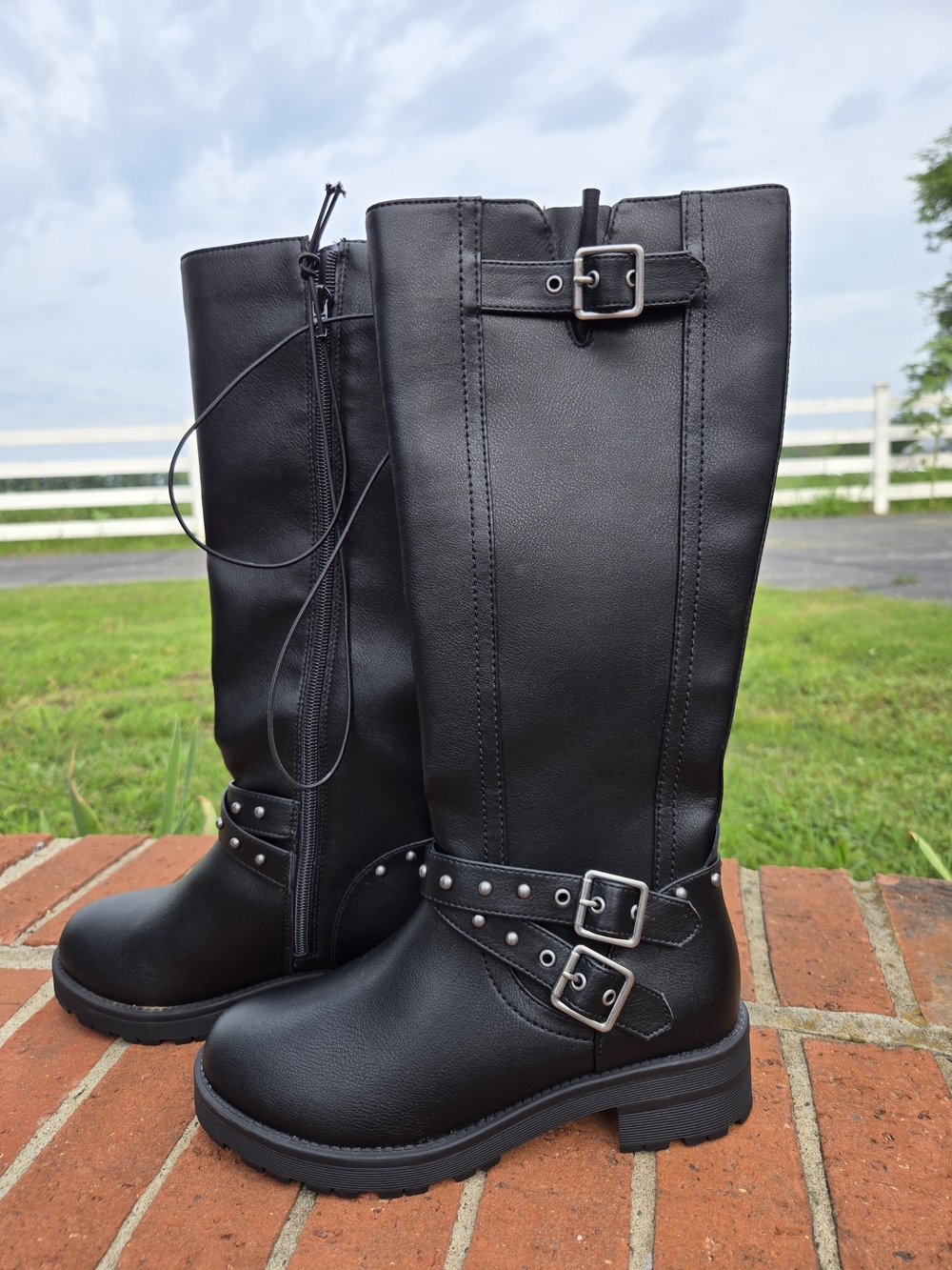 Arizona Jean Company Women's Black Knee High Zip Up Boots- Size 6-New